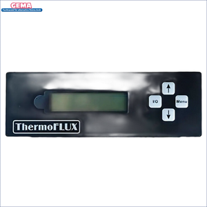 Schwarzes Steuerpult mit Displaybildschirm und Tasten für ThermoFlux Pelling ECO Interio